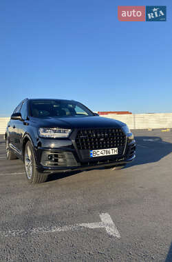 Внедорожник / Кроссовер Audi Q7 2017 в 