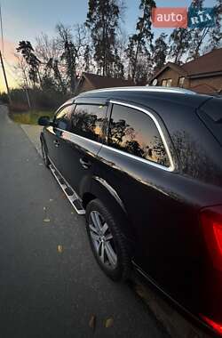 Внедорожник / Кроссовер Audi Q7 2014 в 