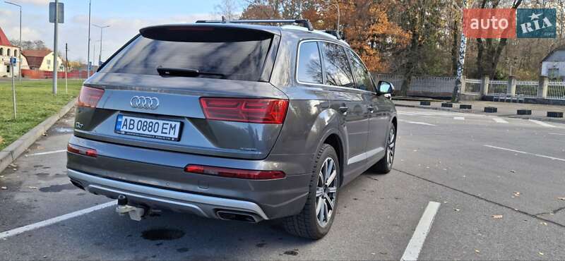Позашляховик / Кросовер Audi Q7 2019 в Вінниці