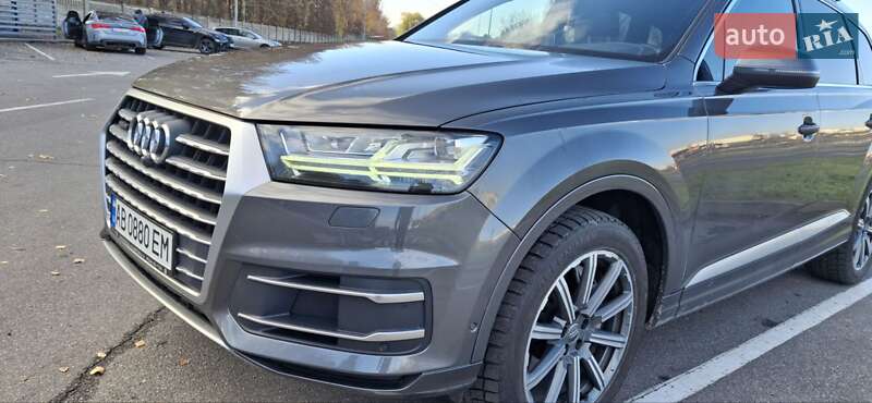 Позашляховик / Кросовер Audi Q7 2019 в Вінниці