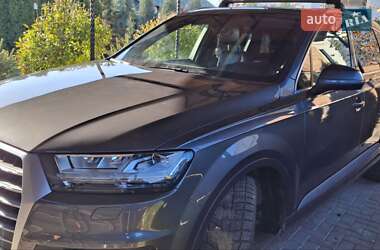 Внедорожник / Кроссовер Audi Q7 2019 в 