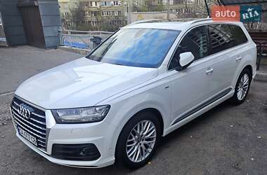 Внедорожник / Кроссовер Audi Q7 2016 в Черкассах