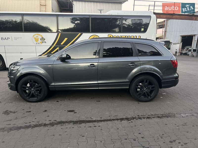 Внедорожник / Кроссовер Audi Q7 2011 в Тальном