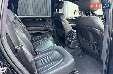 Позашляховик / Кросовер Audi Q7 2011 в 