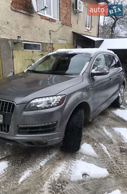 Внедорожник / Кроссовер Audi Q7 2013 в 