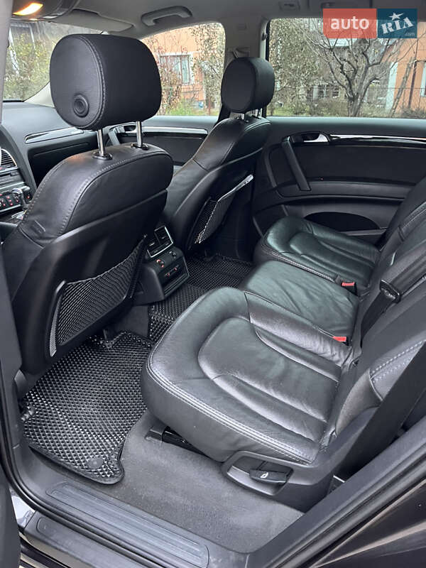 Внедорожник / Кроссовер Audi Q7 2013 в Бережанах