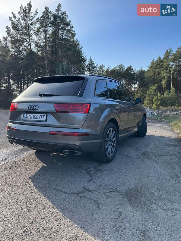 Внедорожник / Кроссовер Audi Q7 2016 в Ковеле