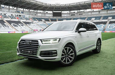 Внедорожник / Кроссовер Audi Q7 2019 в Одессе