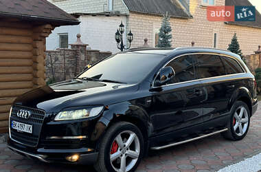 Внедорожник / Кроссовер Audi Q7 2007 в Вараше