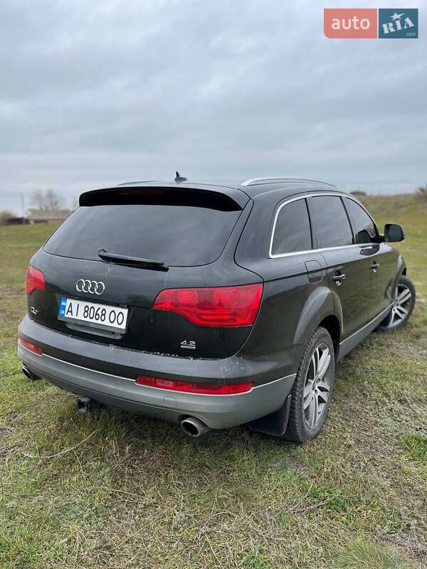 Внедорожник / Кроссовер Audi Q7 2008 в Первомайске