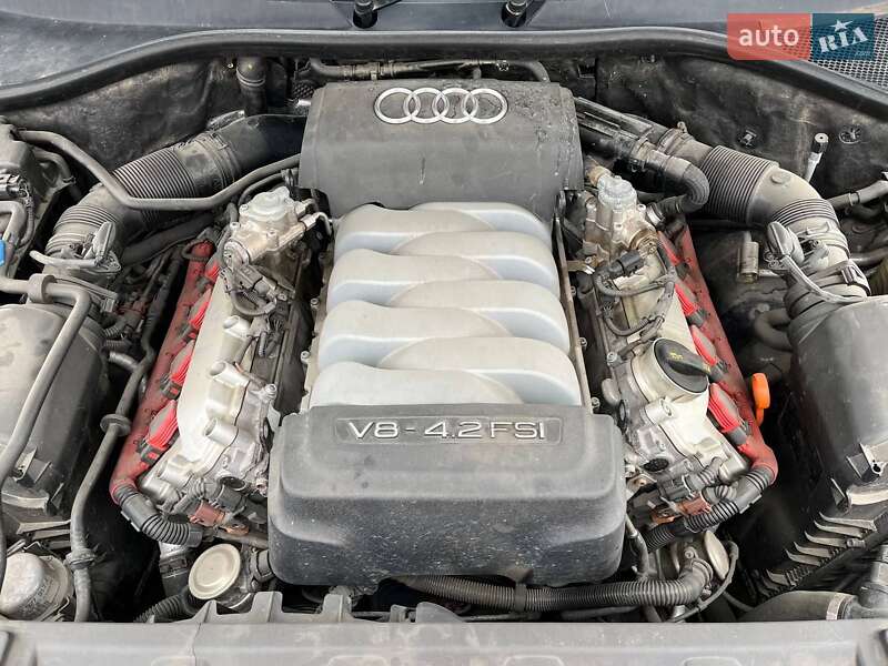 Внедорожник / Кроссовер Audi Q7 2008 в Первомайске