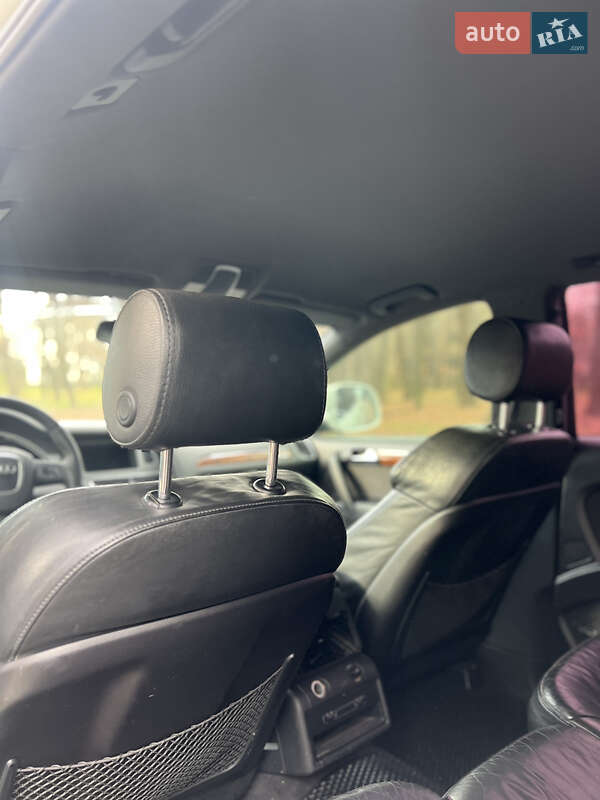 Позашляховик / Кросовер Audi Q7 2009 в Чернівцях