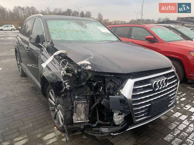 Внедорожник / Кроссовер Audi Q7 2017 в Львове