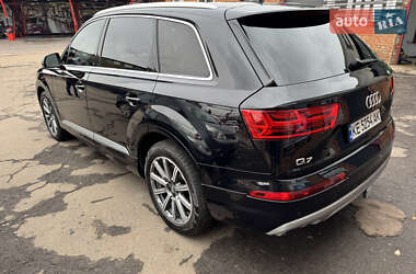 Позашляховик / Кросовер Audi Q7 2017 в Кривому Розі