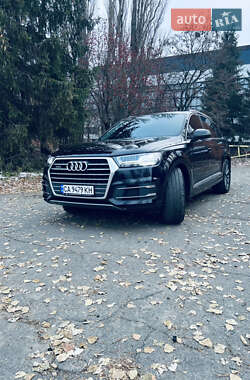 Внедорожник / Кроссовер Audi Q7 2015 в Умани