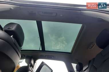 Внедорожник / Кроссовер Audi Q7 2016 в 