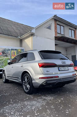 Внедорожник / Кроссовер Audi Q7 2019 в 