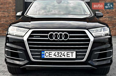 Позашляховик / Кросовер Audi Q7 2019 в 
