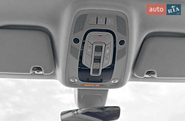 Позашляховик / Кросовер Audi Q7 2019 в 