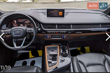 Внедорожник / Кроссовер Audi Q7 2016 в Полтаве