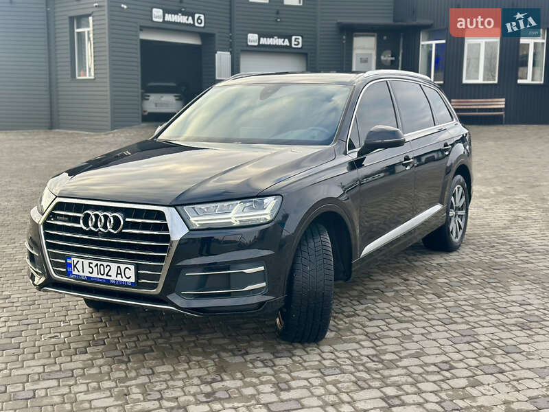 Внедорожник / Кроссовер Audi Q7 2017 в Белой Церкви