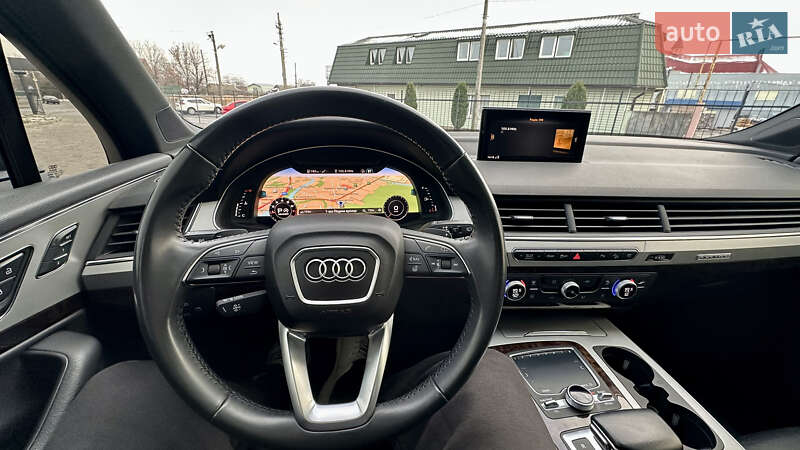 Внедорожник / Кроссовер Audi Q7 2017 в Белой Церкви