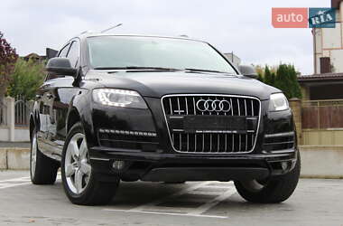 Позашляховик / Кросовер Audi Q7 2014 в Рівному