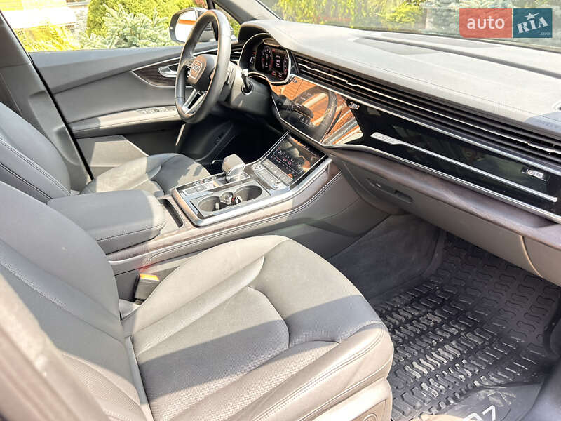 Позашляховик / Кросовер Audi Q7 2022 в Білій Церкві