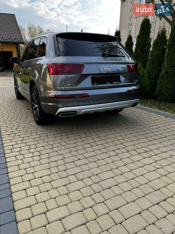 Внедорожник / Кроссовер Audi Q7 2016 в Львове фото 6 Внедорожник / Кроссовер Audi Q7 2016 в Львове