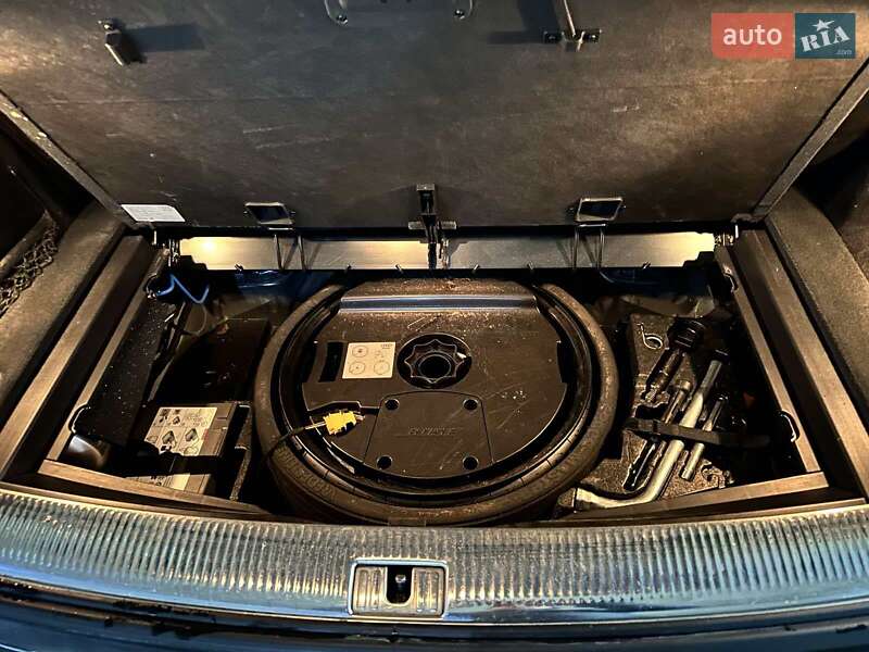 Внедорожник / Кроссовер Audi Q7 2014 в Львове