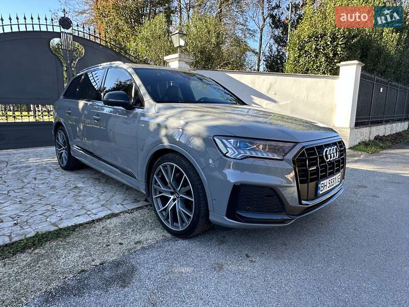 Внедорожник / Кроссовер Audi Q7 2022 в Одессе