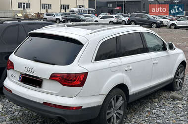 Внедорожник / Кроссовер Audi Q7 2011 в 