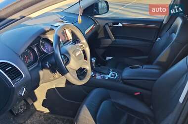 Внедорожник / Кроссовер Audi Q7 2015 в 
