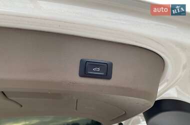 Внедорожник / Кроссовер Audi Q7 2013 в 