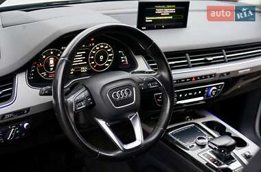 Позашляховик / Кросовер Audi Q7 2015 в Черкасах