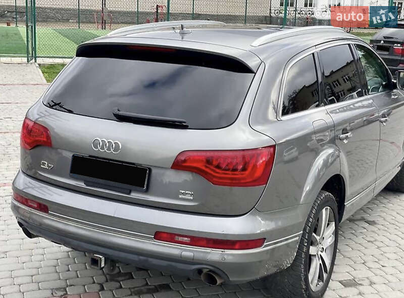 Позашляховик / Кросовер Audi Q7 2011 в Самборі