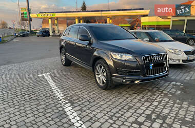 Позашляховик / Кросовер Audi Q7 2011 в 