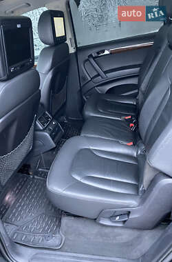 Внедорожник / Кроссовер Audi Q7 2009 в 