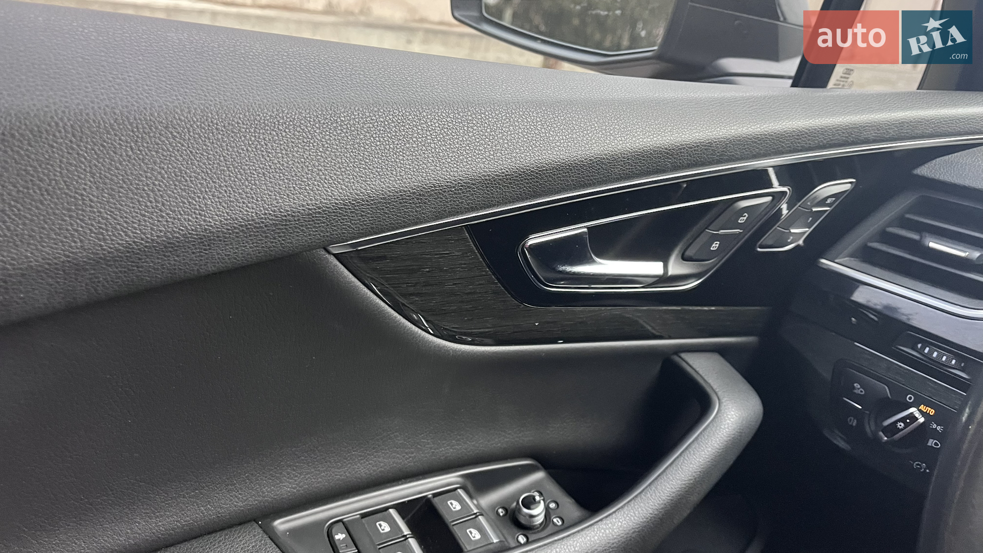 2016 Audi Q7 - мініатюра 7