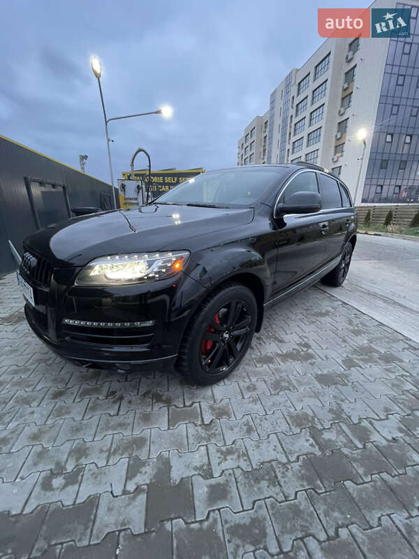 Внедорожник / Кроссовер Audi Q7 2010 в Измаиле