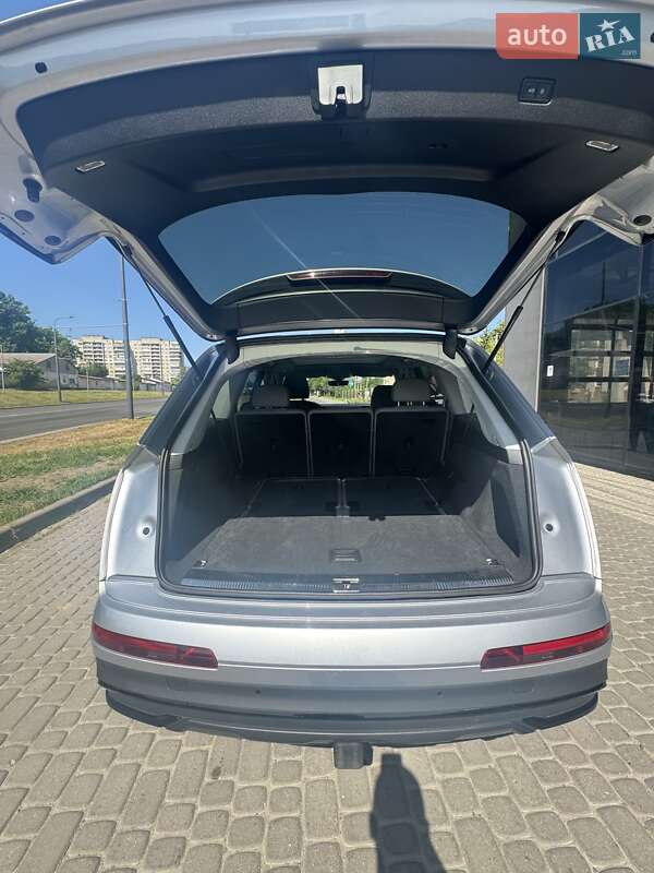 Внедорожник / Кроссовер Audi Q7 2020 в Львове фото 6 Внедорожник / Кроссовер Audi Q7 2020 в Львове