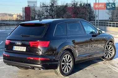 Внедорожник / Кроссовер Audi Q7 2019 в Киеве