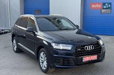 Позашляховик / Кросовер Audi Q7 2017 в Рівному