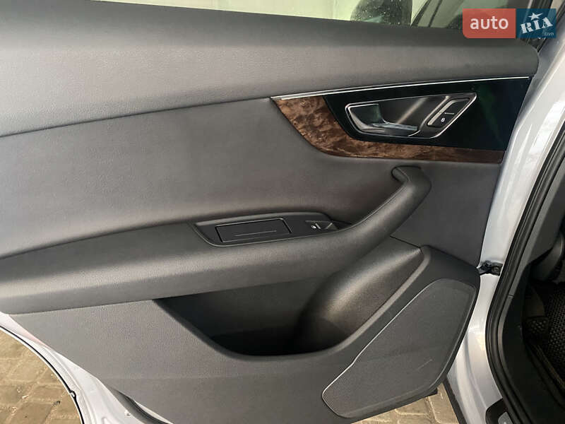 Внедорожник / Кроссовер Audi Q7 2016 в Киеве фото 6 Внедорожник / Кроссовер Audi Q7 2016 в Киеве