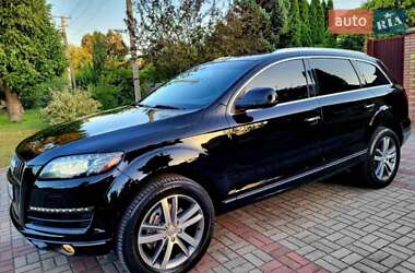Внедорожник / Кроссовер Audi Q7 2015 в 