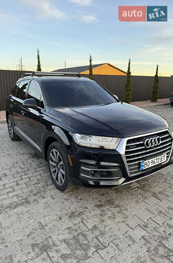 Позашляховик / Кросовер Audi Q7 2015 в Тернополі