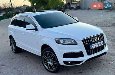 Позашляховик / Кросовер Audi Q7 2011 в Києві