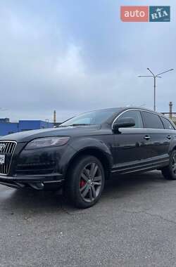 Позашляховик / Кросовер Audi Q7 2013 в Києві