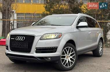 Позашляховик / Кросовер Audi Q7 2013 в Одесі