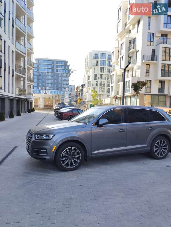 Audi Q7 2015